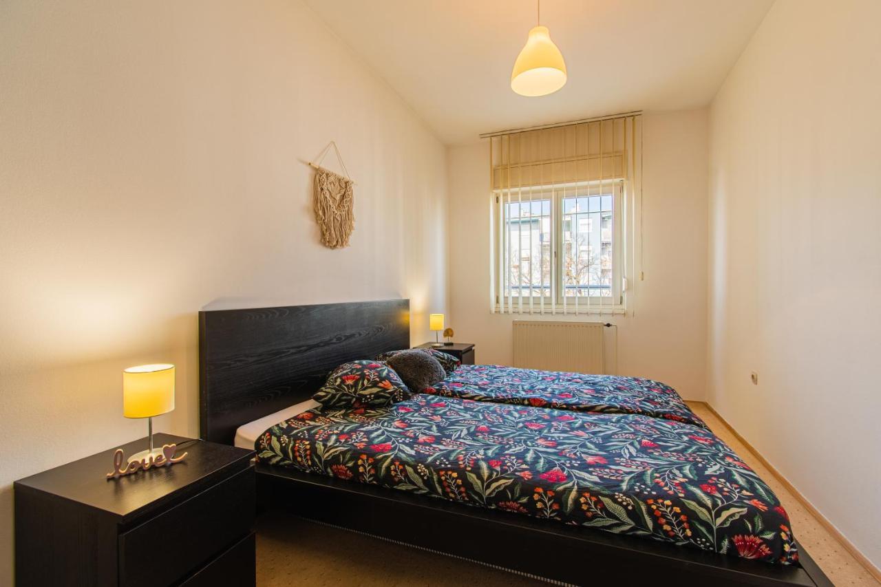 Appartement Flexible Selfcheckins 47 - Zagreb - Two Loggia - New - 3 Beedroms - 2 Wc Extérieur photo